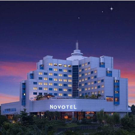 Novotel Balikpapan מראה חיצוני תמונה