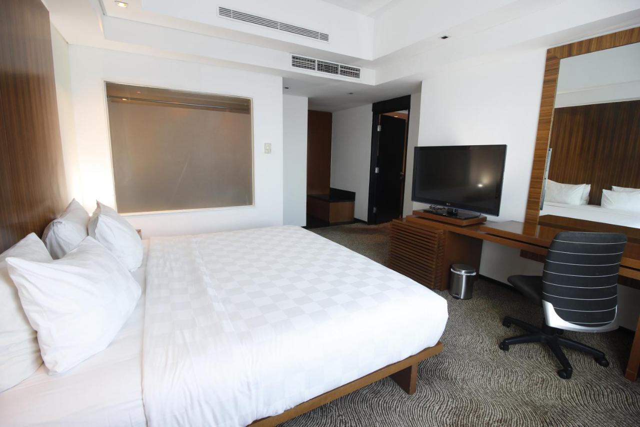 Novotel Balikpapan מראה חיצוני תמונה