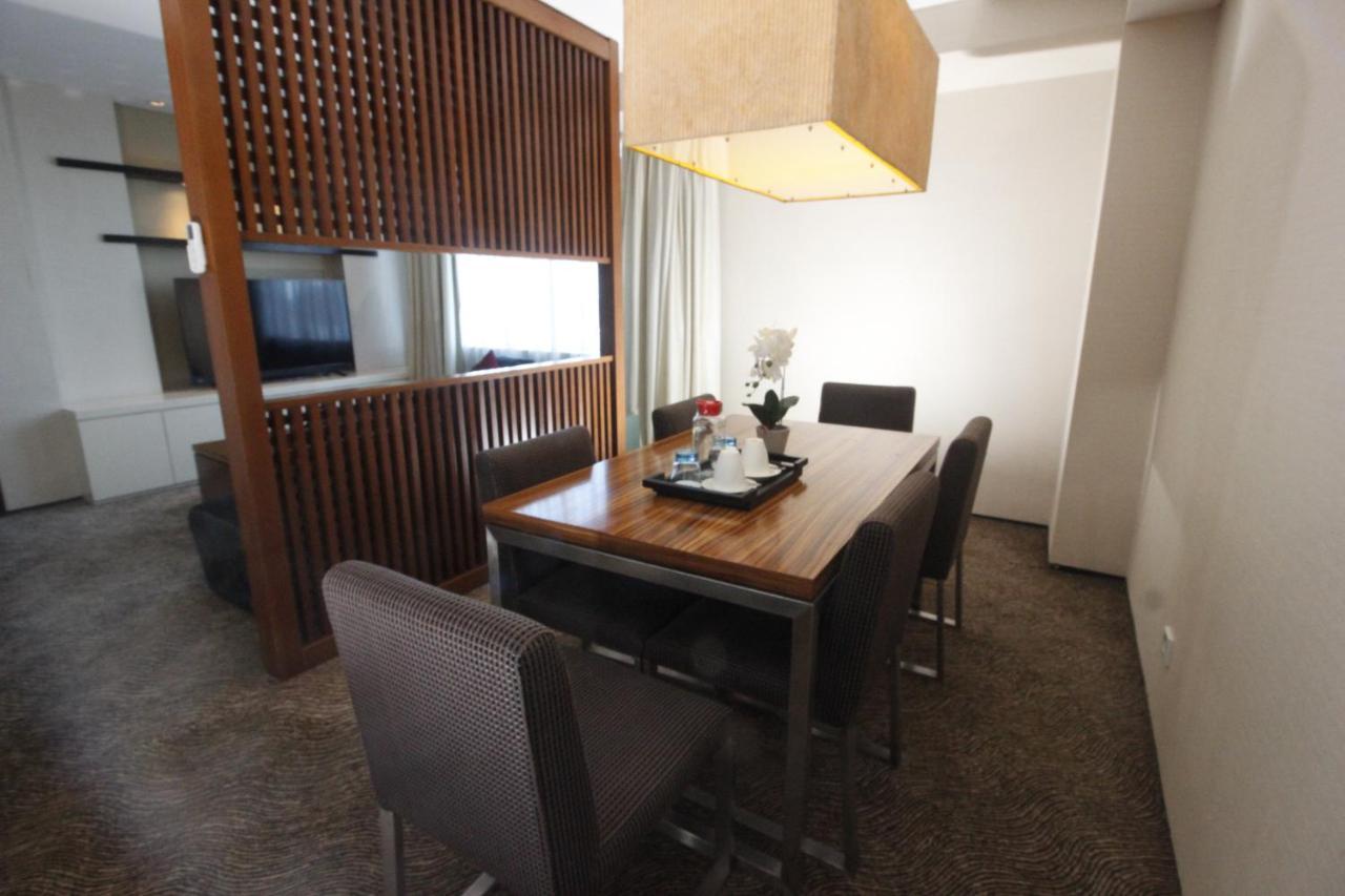 Novotel Balikpapan מראה חיצוני תמונה