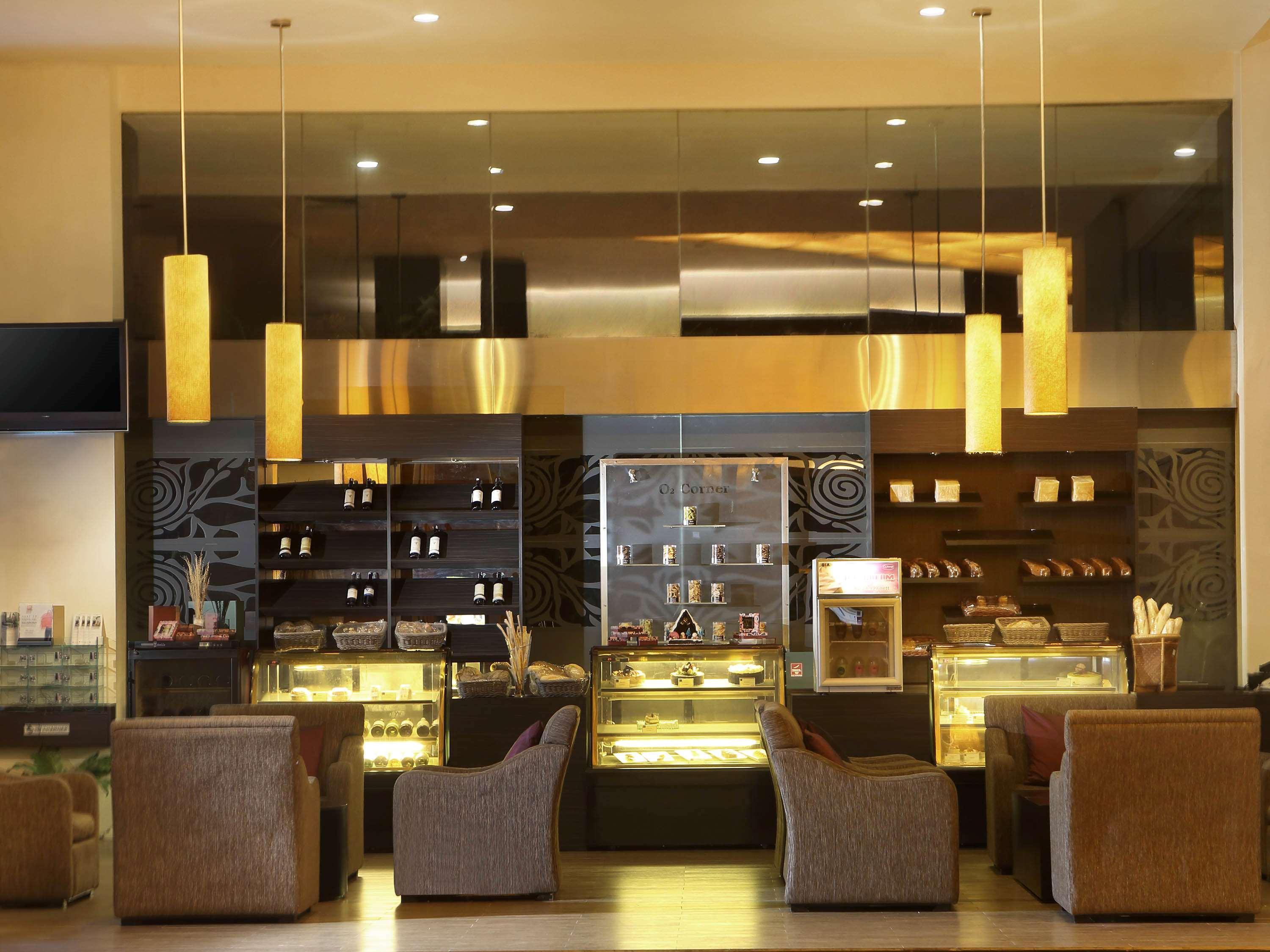 Novotel Balikpapan מראה חיצוני תמונה
