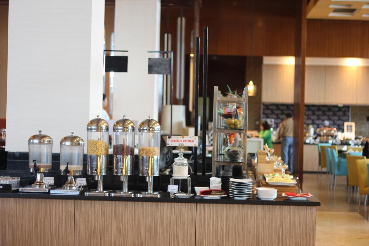 Novotel Balikpapan מראה חיצוני תמונה